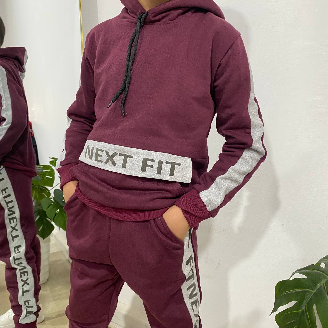 Ensemble Next Fit   super qualité
