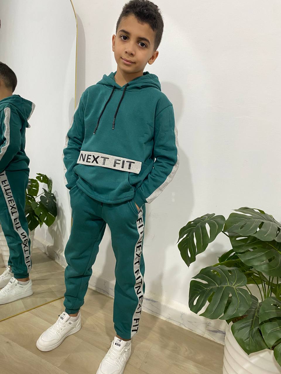 Ensemble Next Fit   super qualité